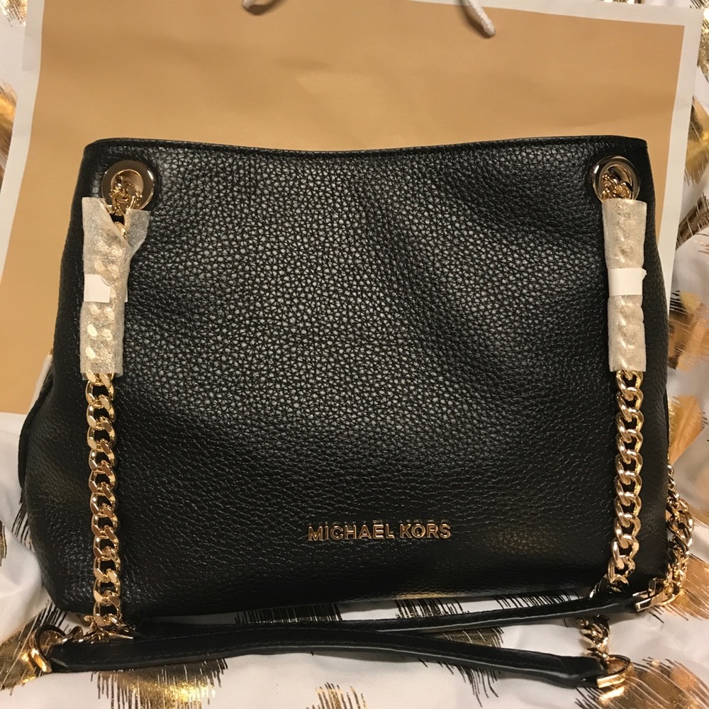 ❌SOLD❌Michael Kors gold chain messenger Brand new
